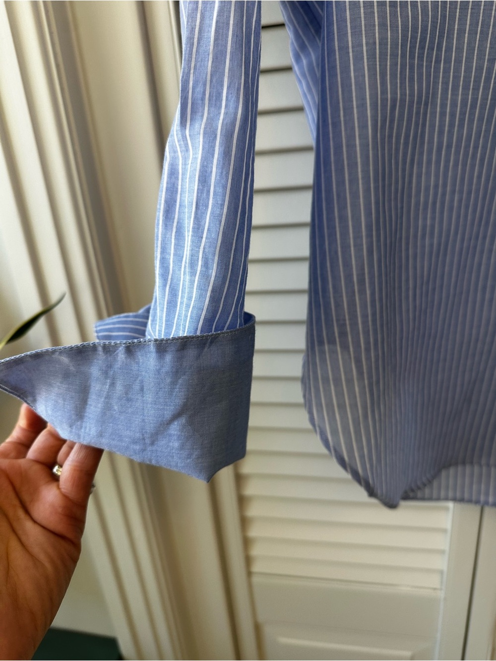 Hana San Women’s Light Blue Pinstripe V-Neck Tunic Blouse 100% cotton sz 36 (M) - Picture 5 of 7